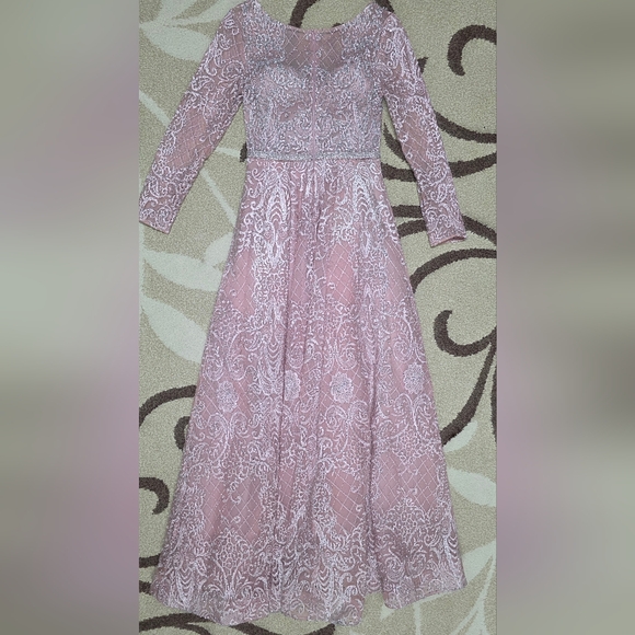 Pink modest evening gown - Picture 2 of 6